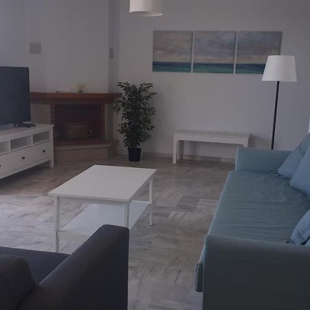 Apartment In Costa Del Sol With Large Terrace For 9 People Rincón de la Victoria Eksteriør billede