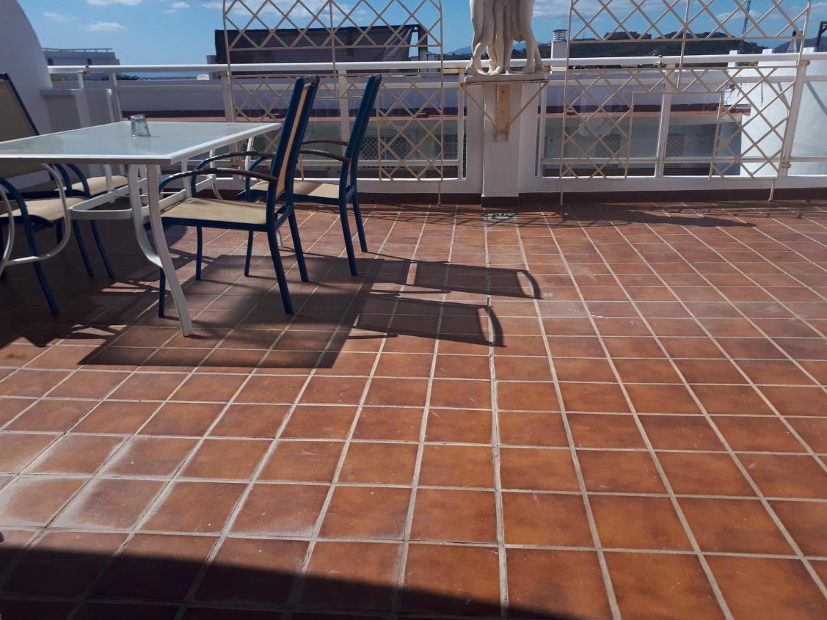 Apartment In Costa Del Sol With Large Terrace For 9 People Rincón de la Victoria Eksteriør billede
