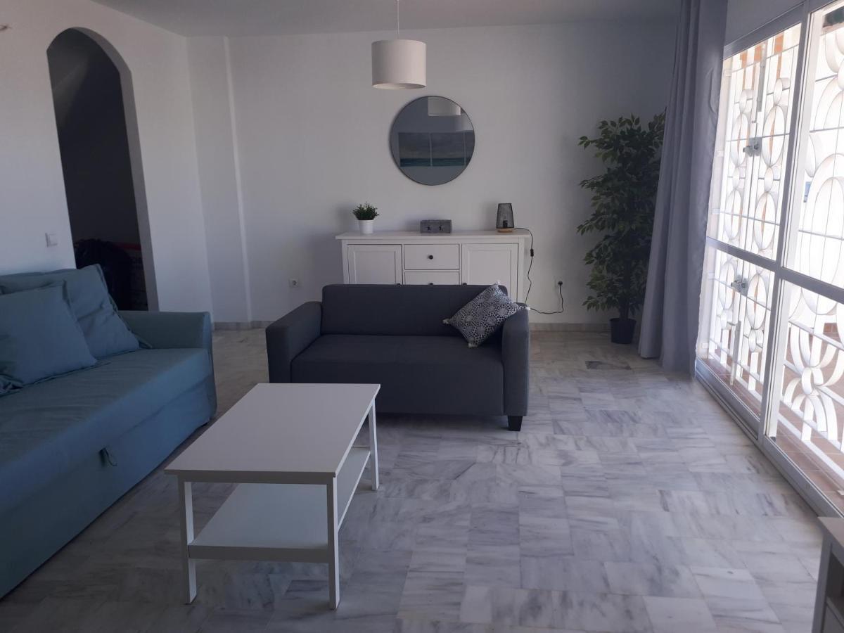 Apartment In Costa Del Sol With Large Terrace For 9 People Rincón de la Victoria Eksteriør billede