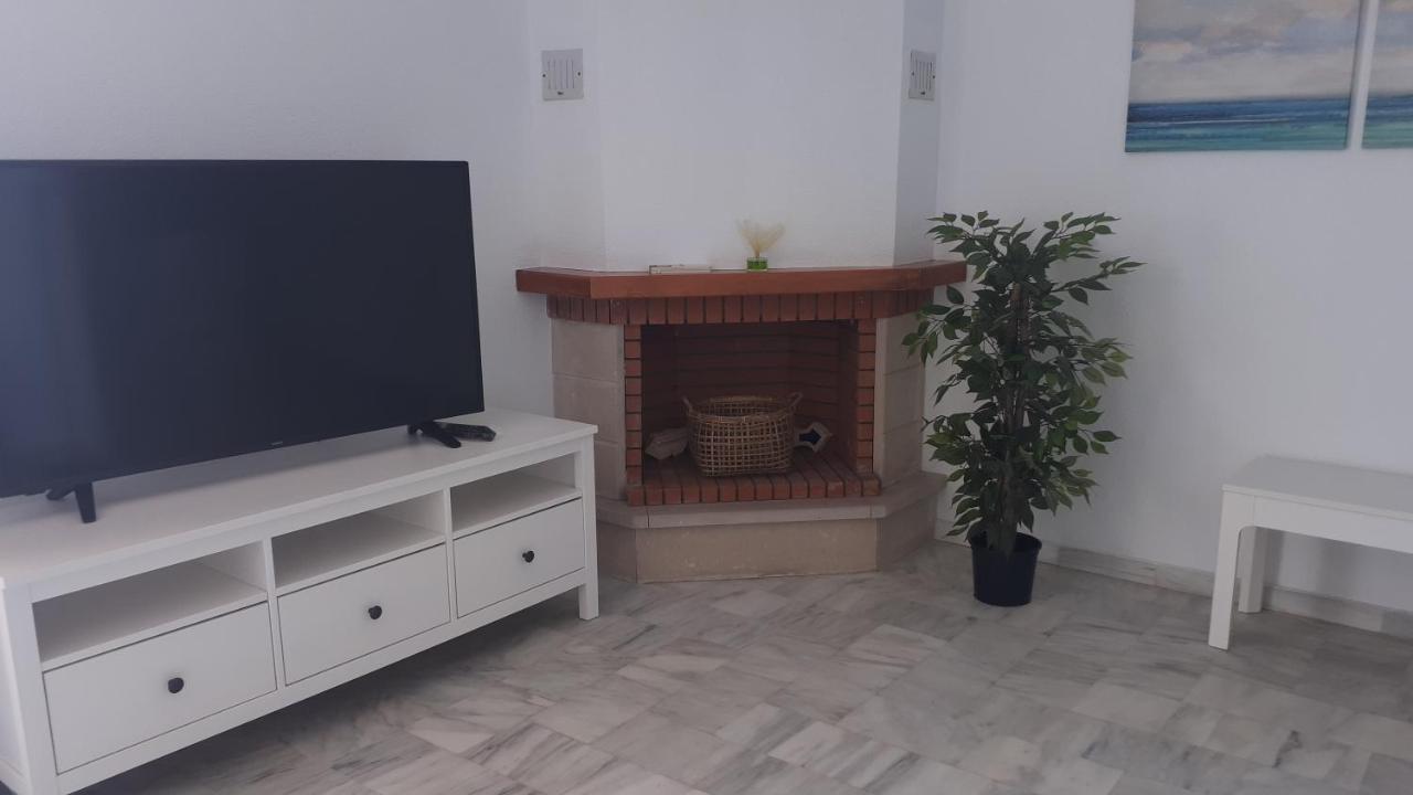 Apartment In Costa Del Sol With Large Terrace For 9 People Rincón de la Victoria Eksteriør billede