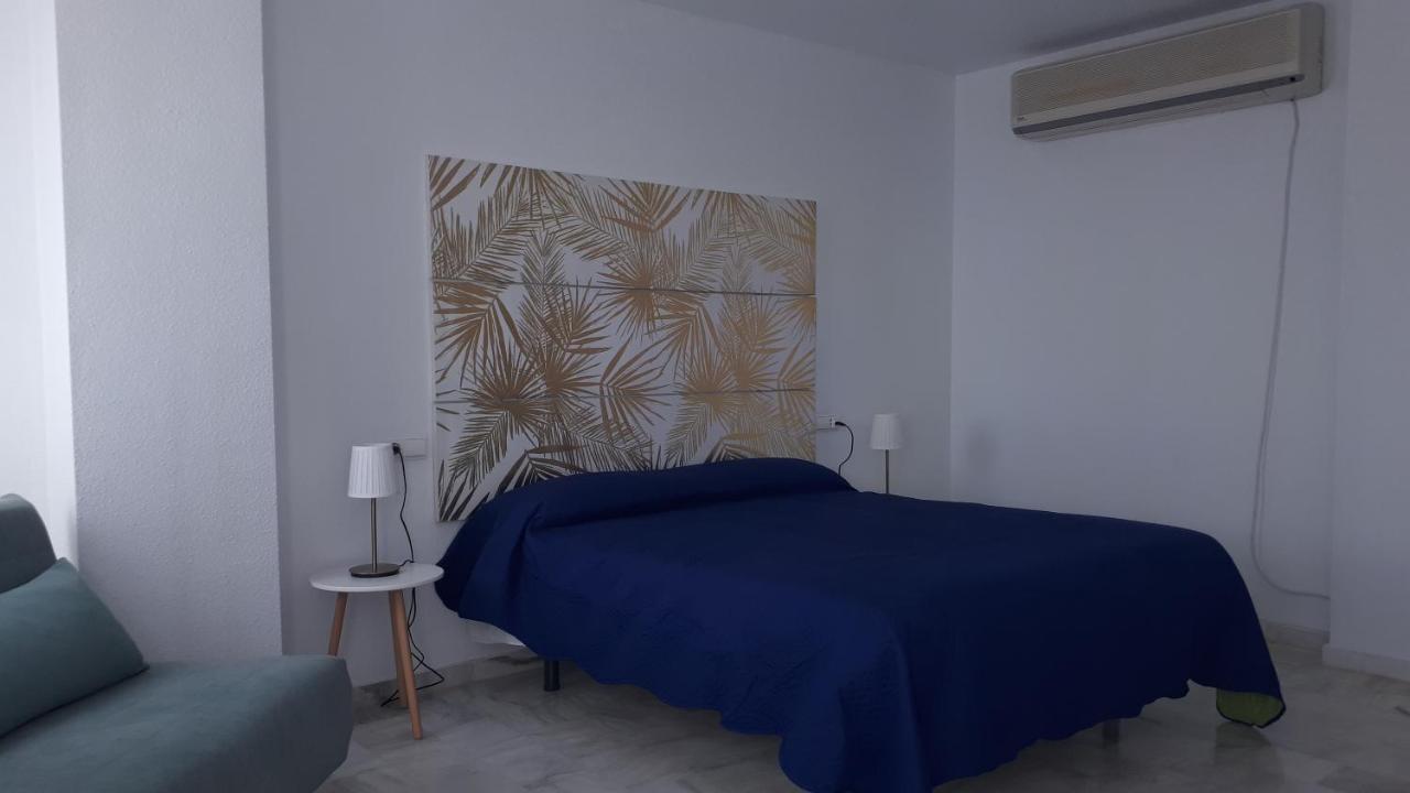 Apartment In Costa Del Sol With Large Terrace For 9 People Rincón de la Victoria Eksteriør billede