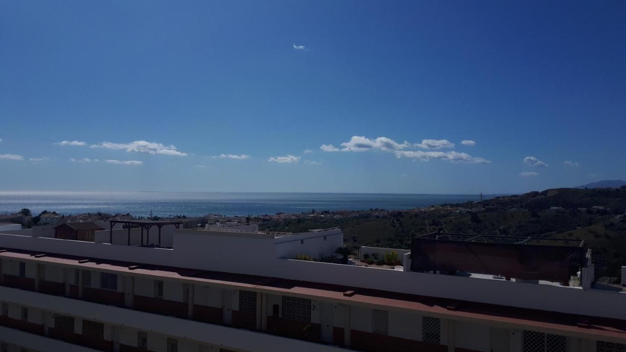 Apartment In Costa Del Sol With Large Terrace For 9 People Rincón de la Victoria Eksteriør billede
