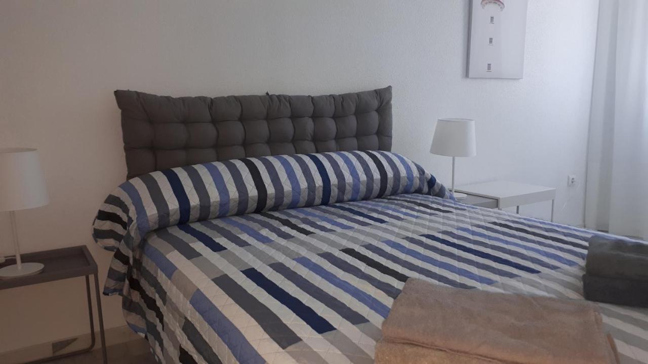 Apartment In Costa Del Sol With Large Terrace For 9 People Rincón de la Victoria Eksteriør billede