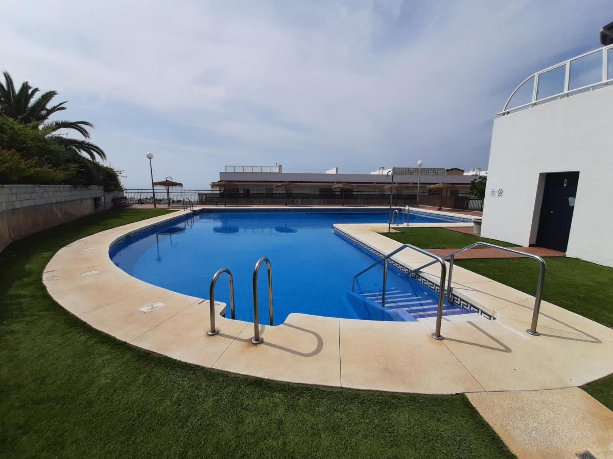 Apartment In Costa Del Sol With Large Terrace For 9 People Rincón de la Victoria Eksteriør billede